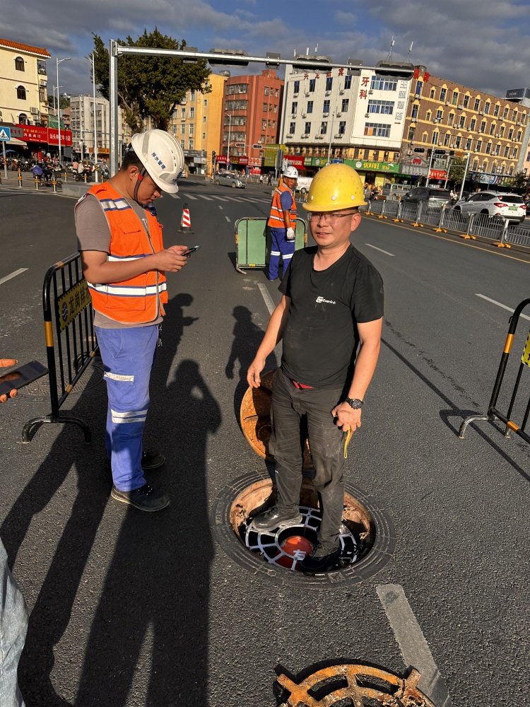 內澇防墜預警井篦5